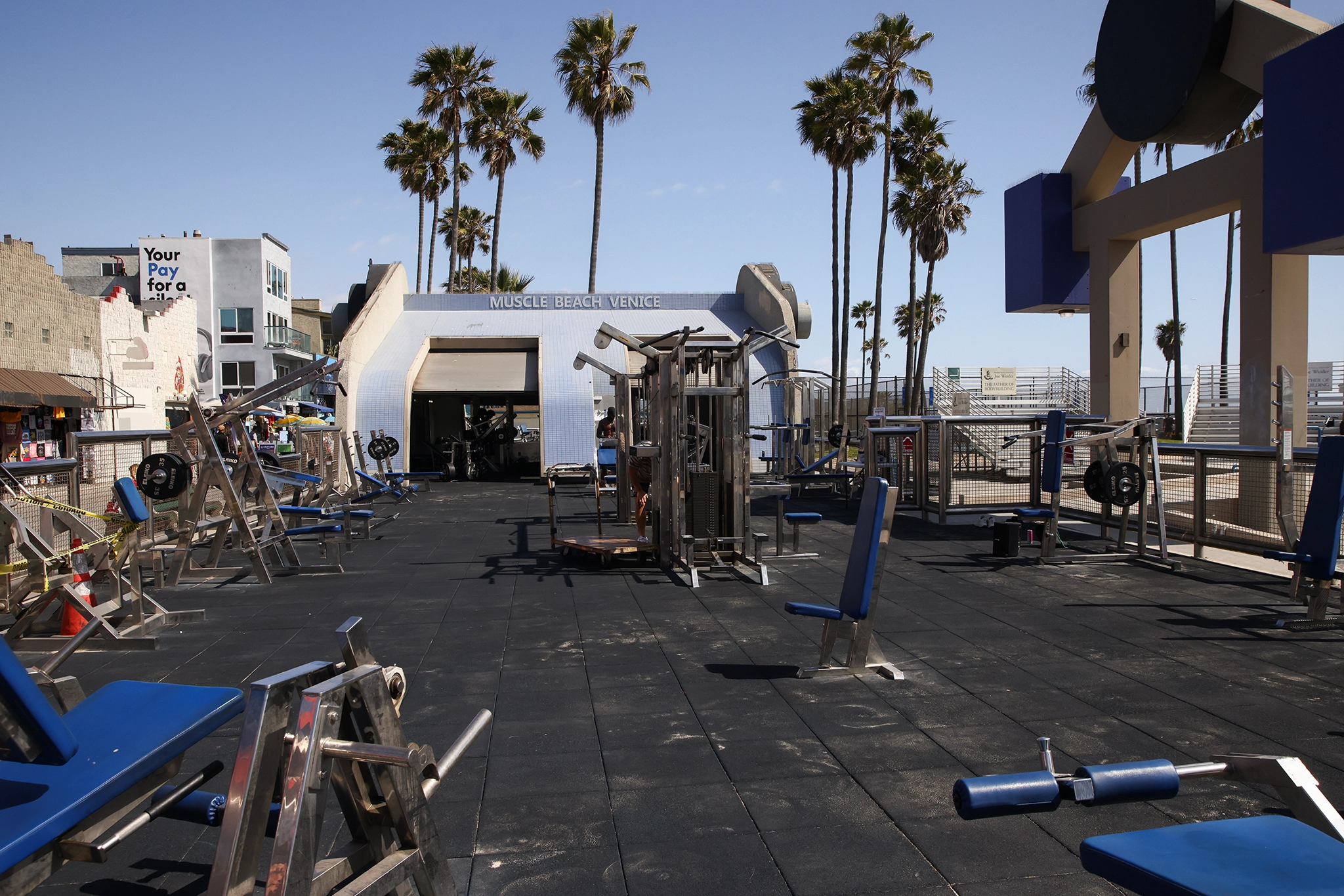 Muscle Beach, Venice outdoor gym - photo 2