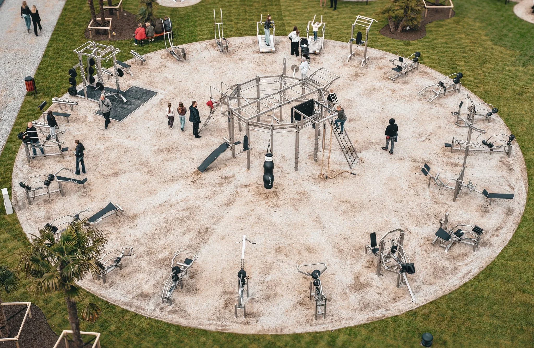 Termy Uniejow outdoor gym - photo 1